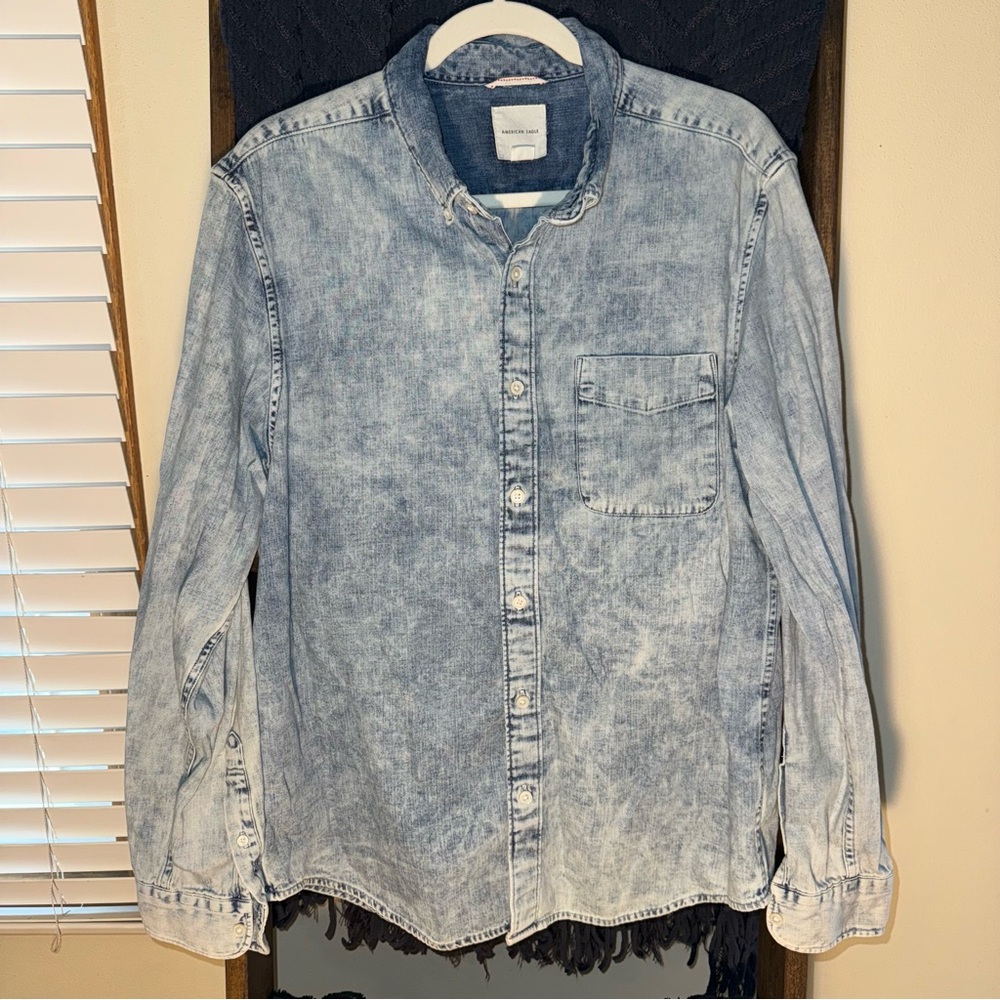 American Eagle Outfitters Light Blue Denim Shirt